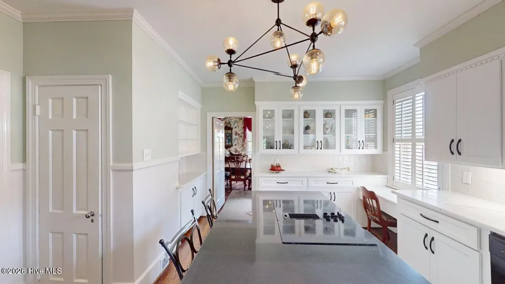 206 W James Street Mount Olive, NC 28365