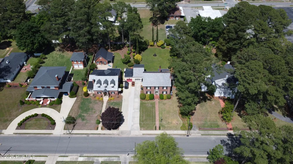 206 W James Street Mount Olive, NC 28365