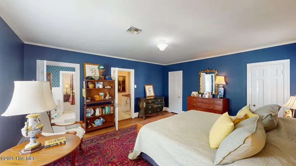 206 W James Street Mount Olive, NC 28365