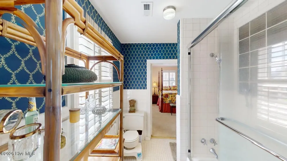 206 W James Street Mount Olive, NC 28365