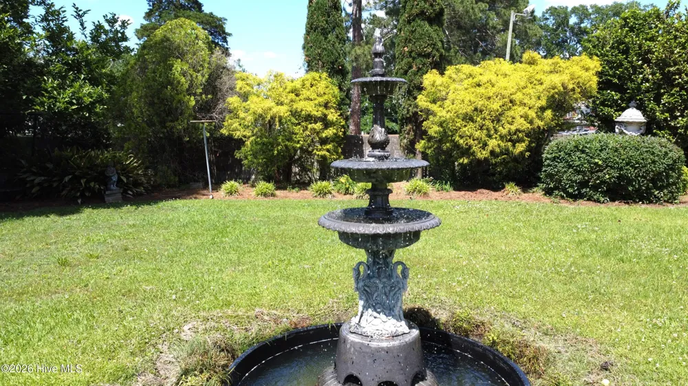 206 W James Street Mount Olive, NC 28365