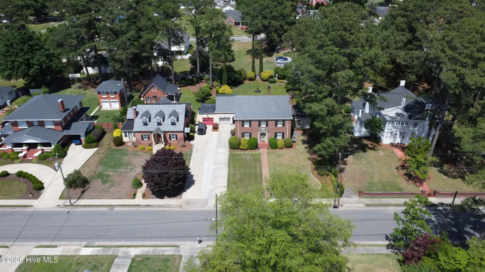 206 W James Street Mount Olive, NC 28365