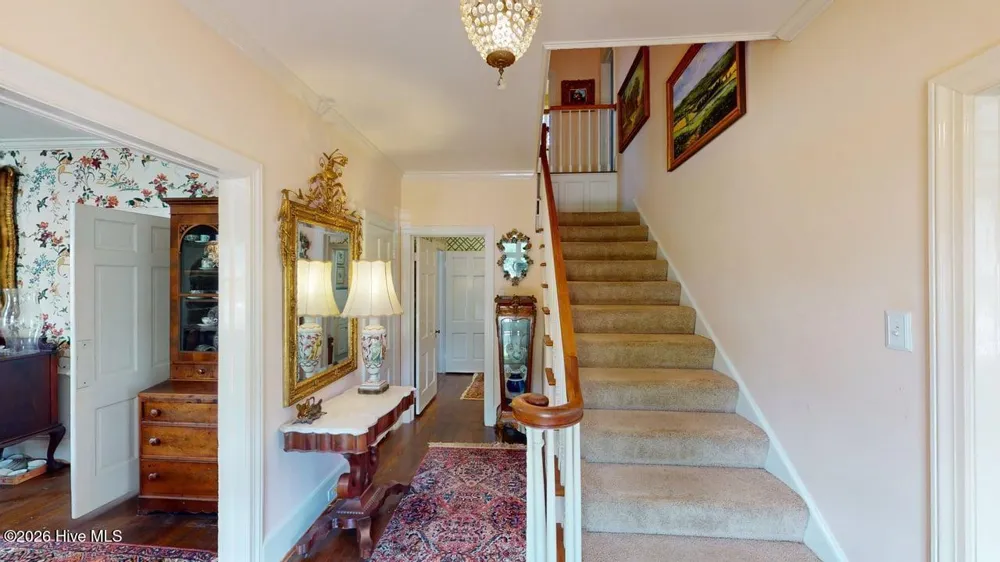 206 W James Street Mount Olive, NC 28365