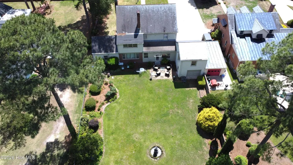 206 W James Street Mount Olive, NC 28365