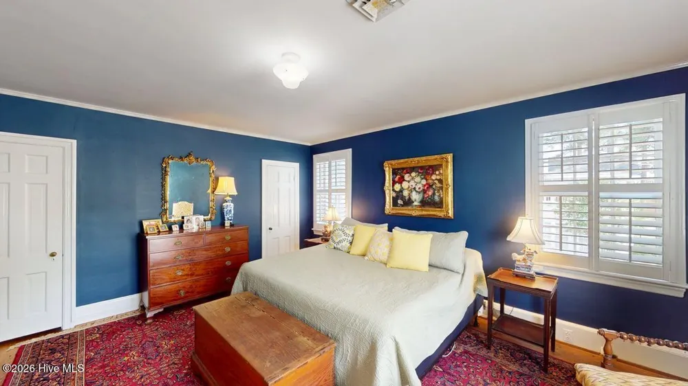 206 W James Street Mount Olive, NC 28365