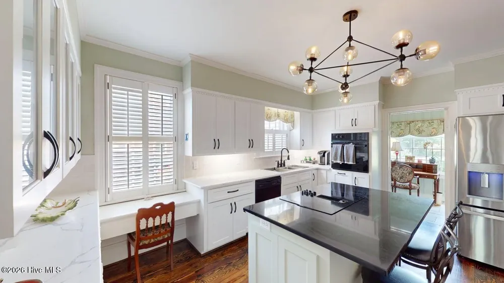 206 W James Street Mount Olive, NC 28365