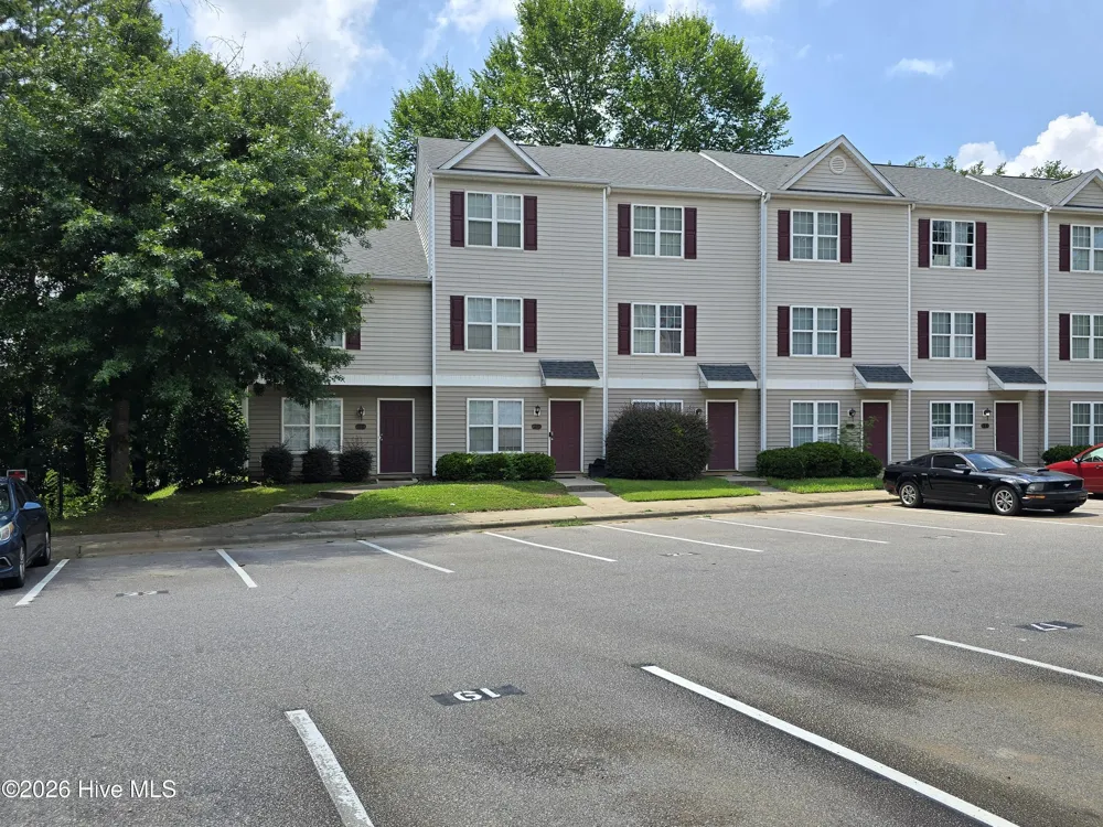 19 Red Lane Raleigh, NC 27606
