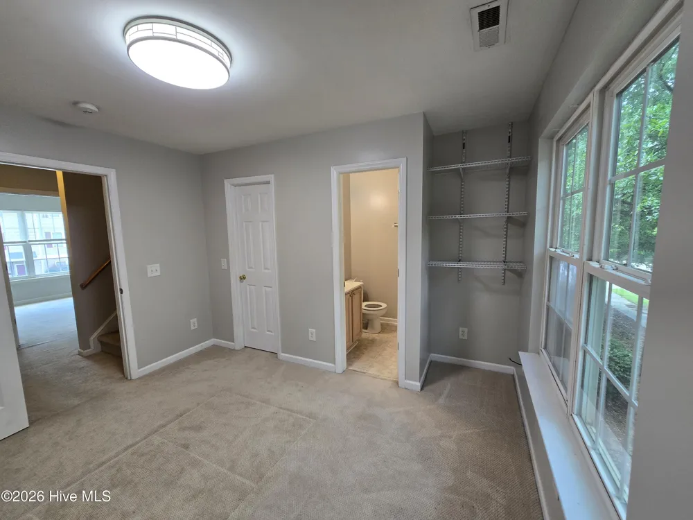 19 Red Lane Raleigh, NC 27606