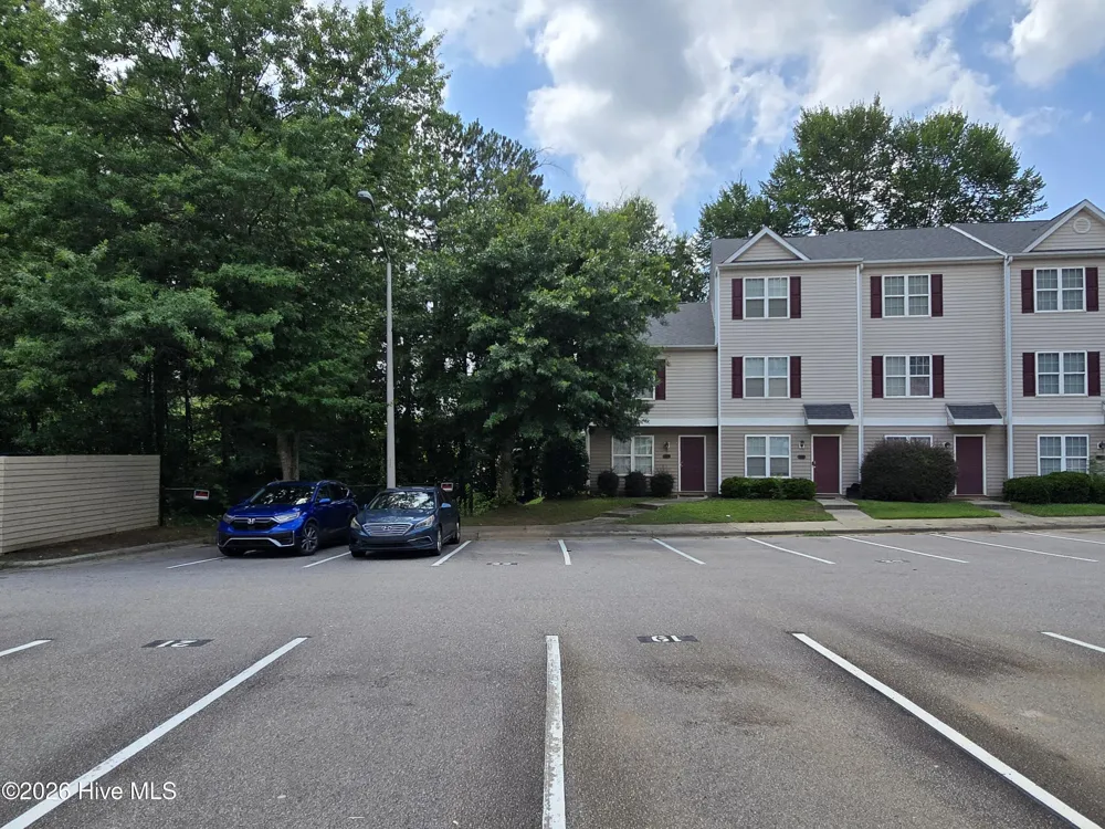 19 Red Lane Raleigh, NC 27606