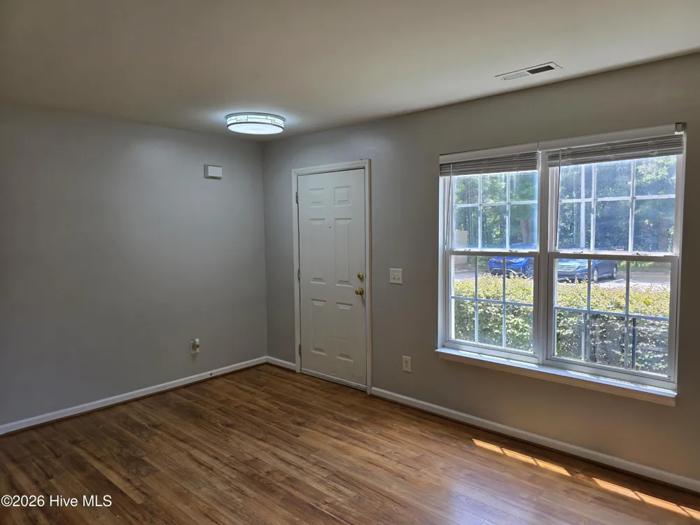 19 Red Lane Raleigh, NC 27606