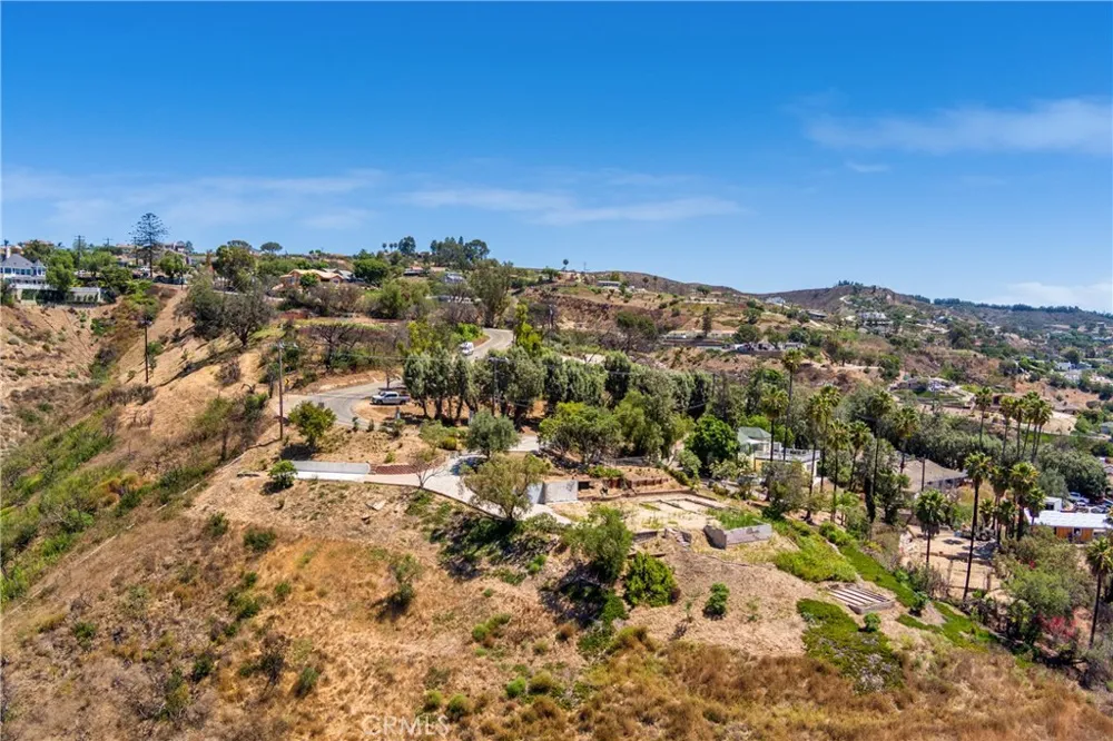 375 W Highland Camarillo, CA 93010