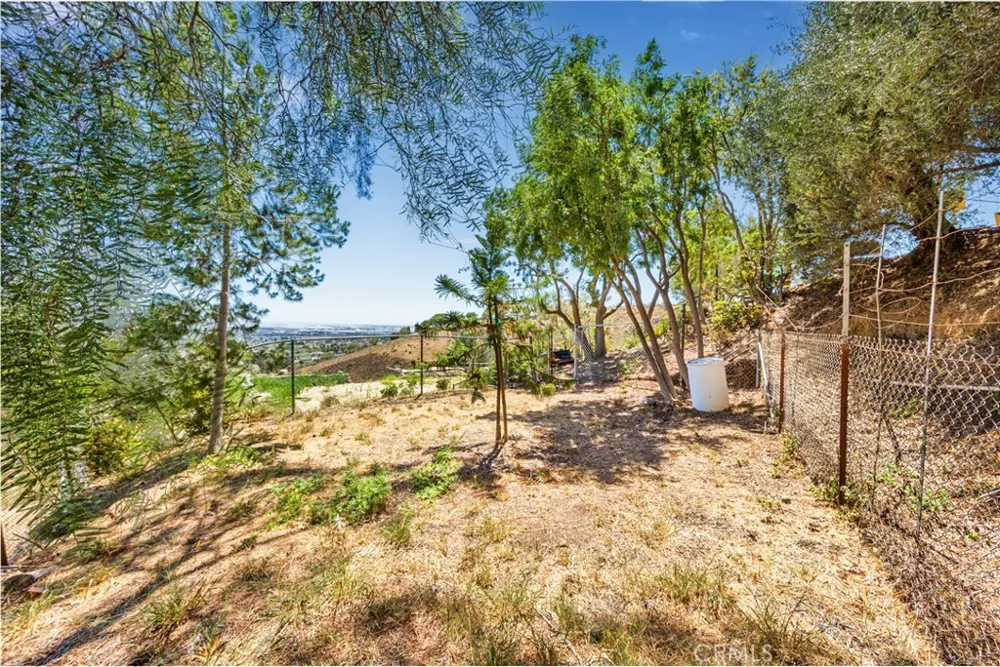 375 W Highland Camarillo, CA 93010