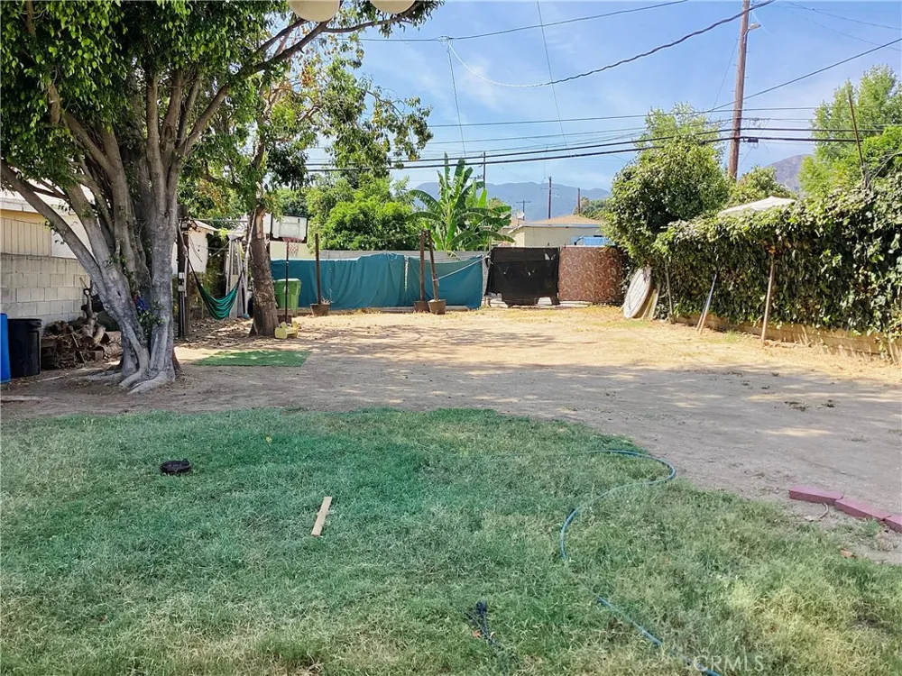 13329 Herron Street Sylmar, CA 91342
