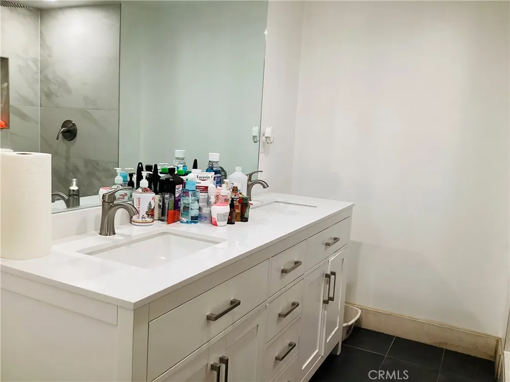 13329 Herron Street Sylmar, CA 91342
