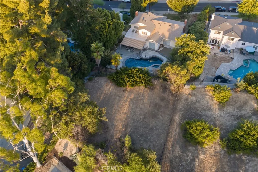 4807 Ellenita Avenue Tarzana, CA 91356