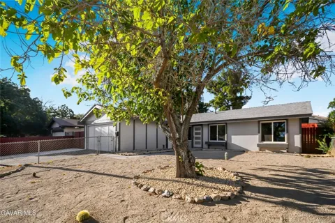3716 W Avenue K10