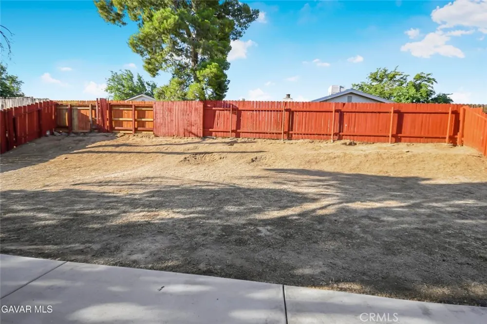 3716 W Avenue K10 Lancaster, CA 93536