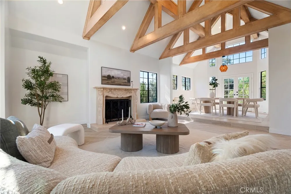16161 Sky Ranch Canyon Country, CA 91387