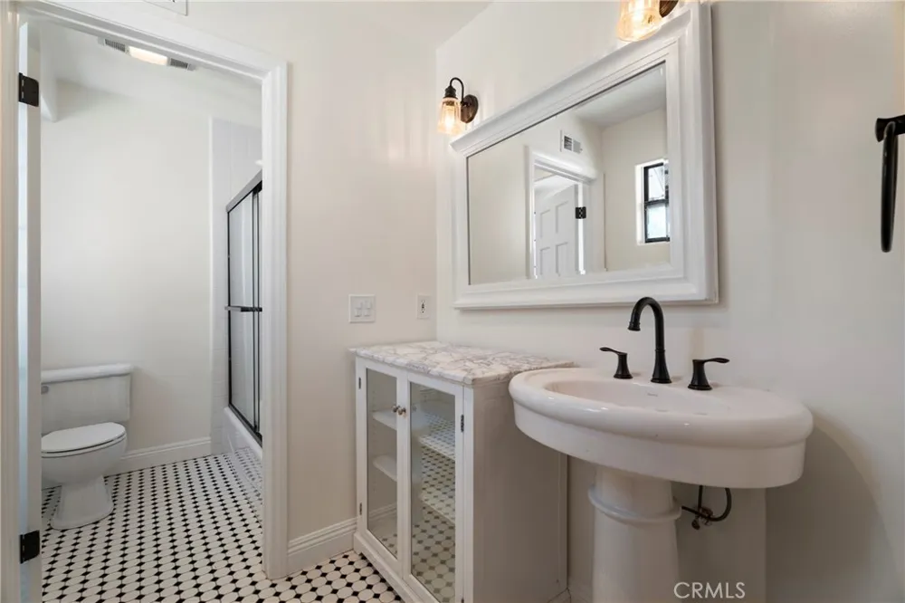16161 Sky Ranch Canyon Country, CA 91387