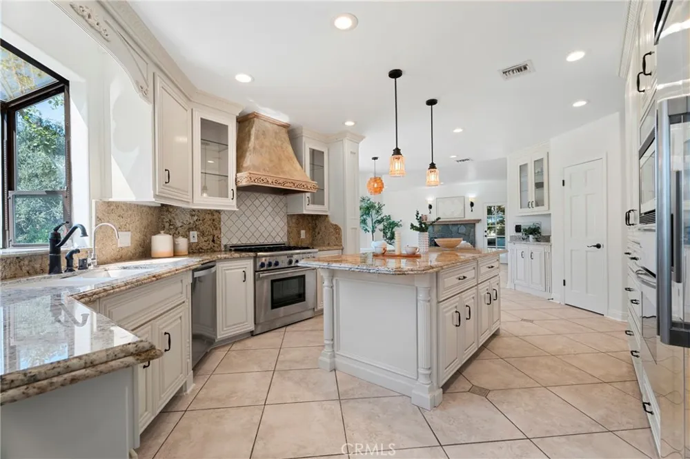 16161 Sky Ranch Canyon Country, CA 91387