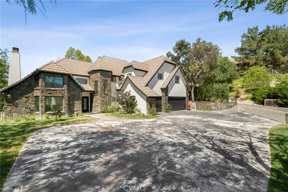 16161 Sky Ranch Canyon Country, CA 91387