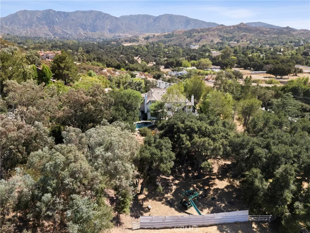 16161 Sky Ranch Canyon Country, CA 91387