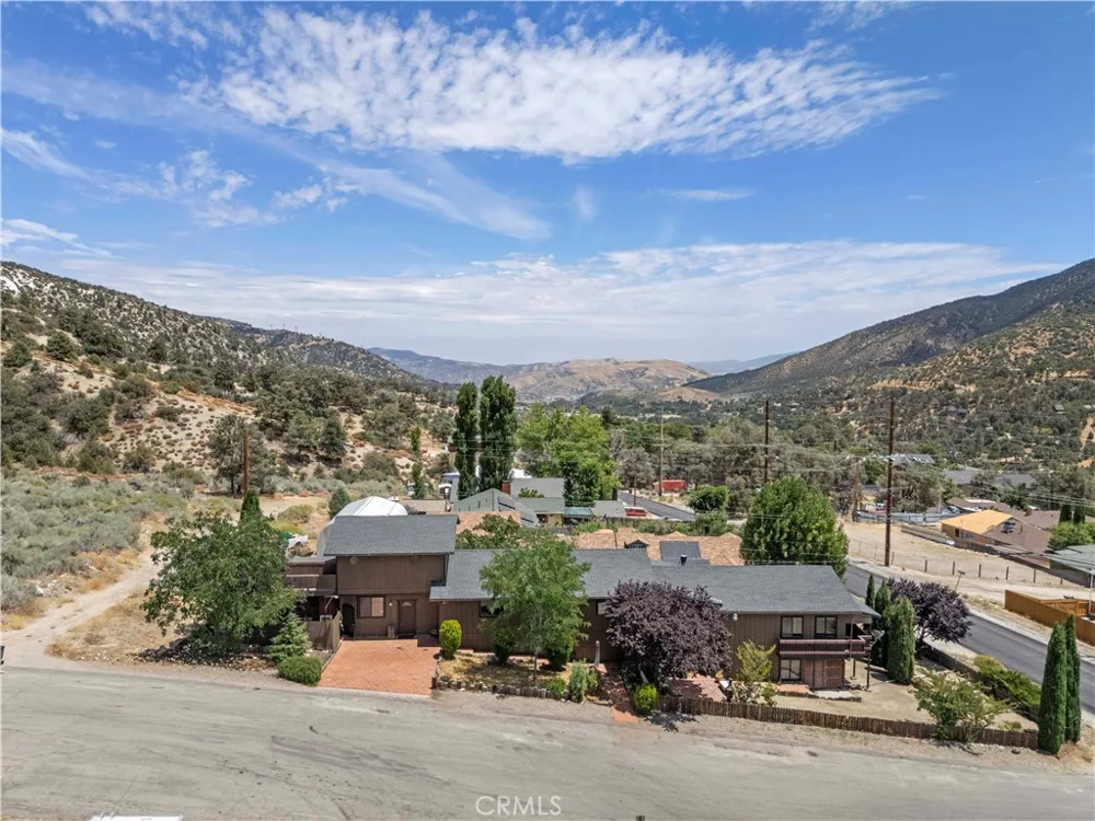4537 Mt Pinos Way Frazier Park, CA 93225