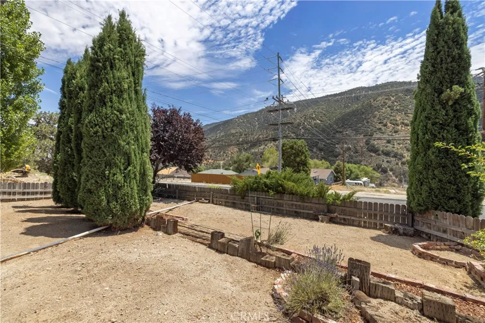 4537 Mt Pinos Way Frazier Park, CA 93225