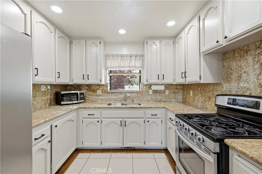 4537 Mt Pinos Way Frazier Park, CA 93225