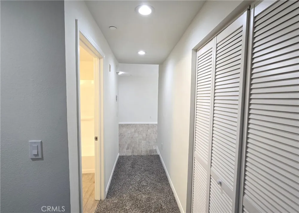 7551 Jordan Avenue #104 Canoga Park, CA 91303