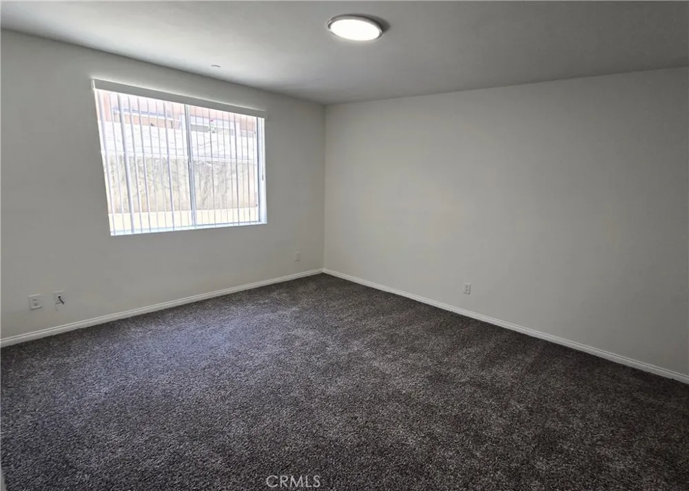 7551 Jordan Avenue #104 Canoga Park, CA 91303