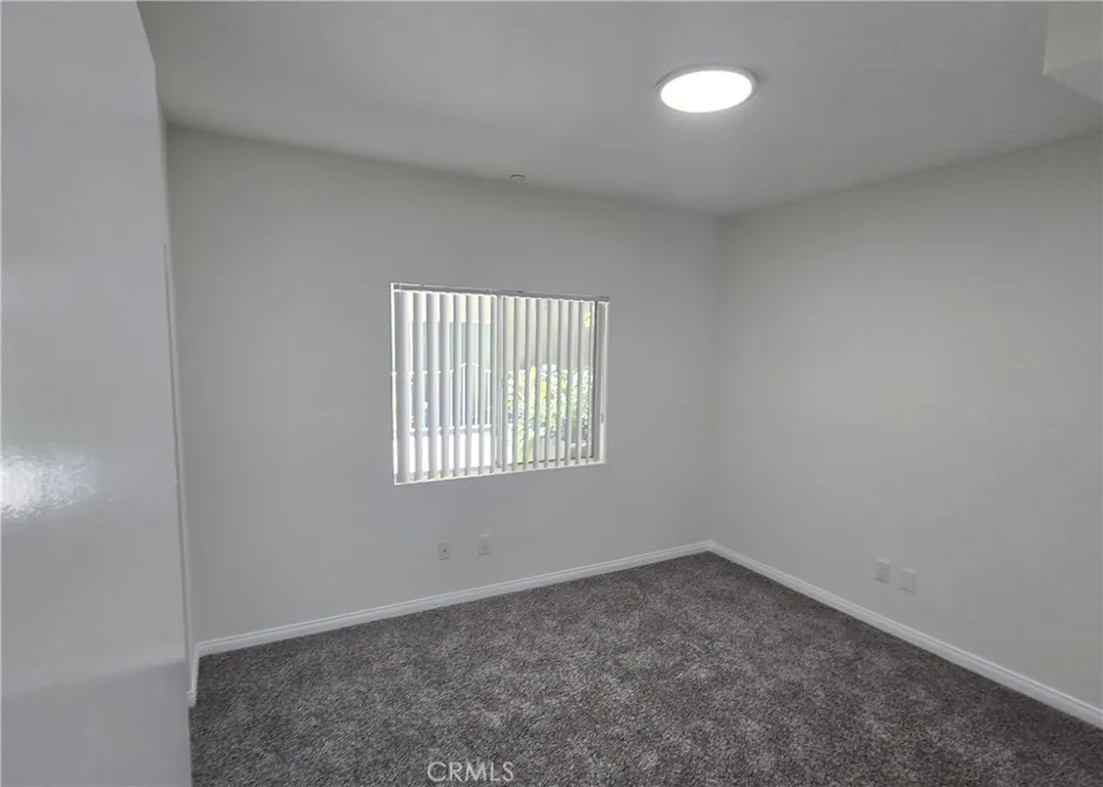 7551 Jordan Avenue #104 Canoga Park, CA 91303