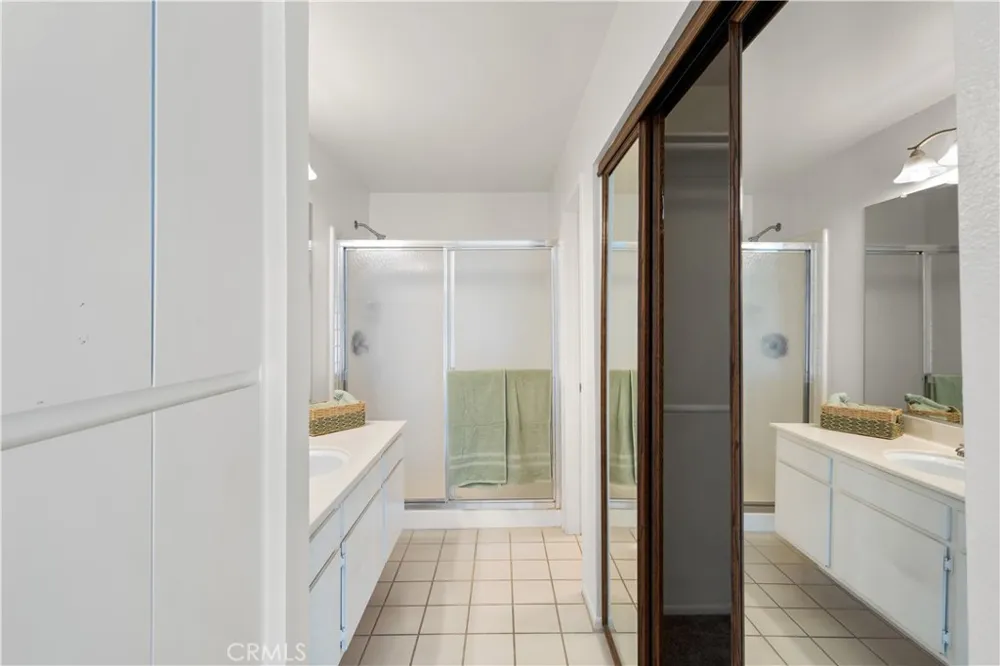 26127 Mcbean Parkway #35 Valencia, CA 91355