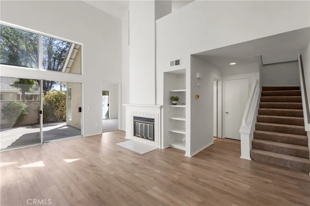 26127 Mcbean Parkway #35 Valencia, CA 91355