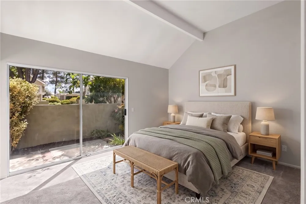 26127 Mcbean Parkway #35 Valencia, CA 91355
