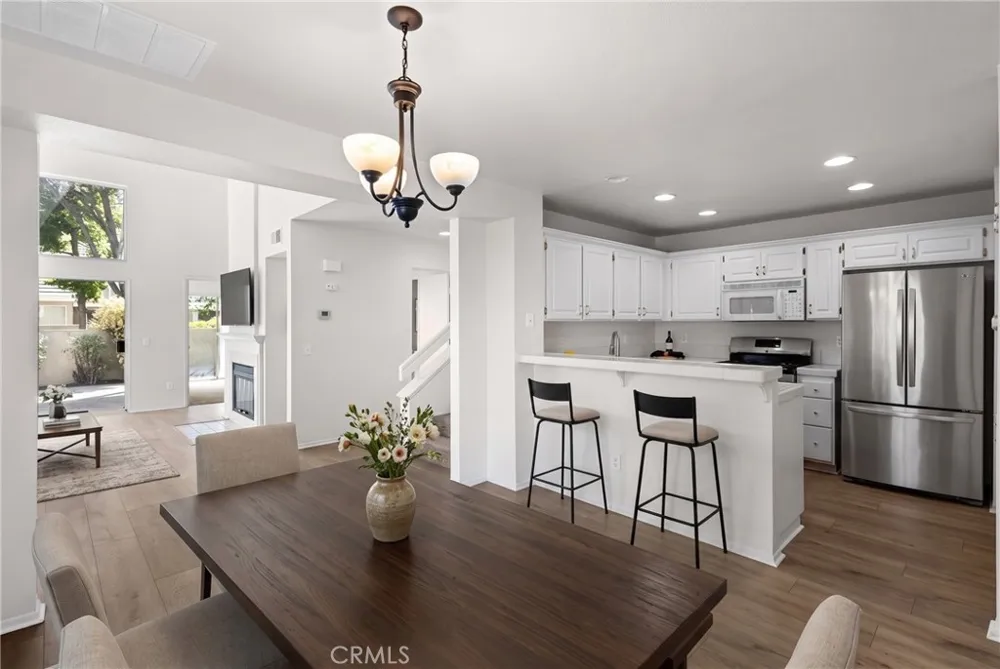 26127 Mcbean Parkway #35 Valencia, CA 91355