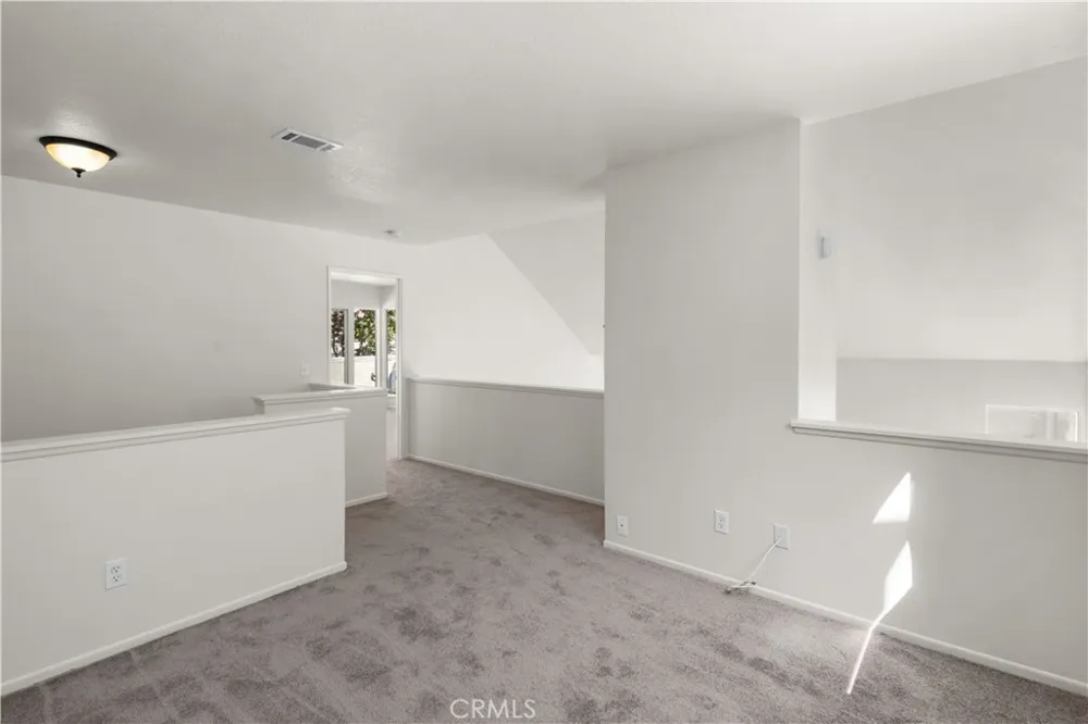 26127 Mcbean Parkway #35 Valencia, CA 91355
