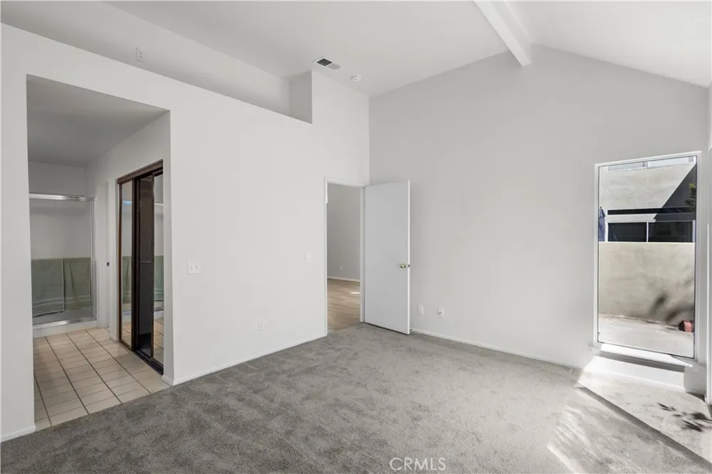 26127 Mcbean Parkway #35 Valencia, CA 91355