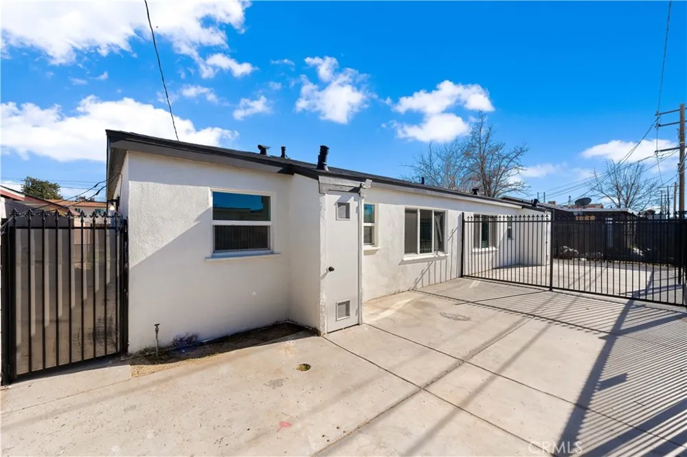 44945 Trevor Avenue Lancaster, CA 93534