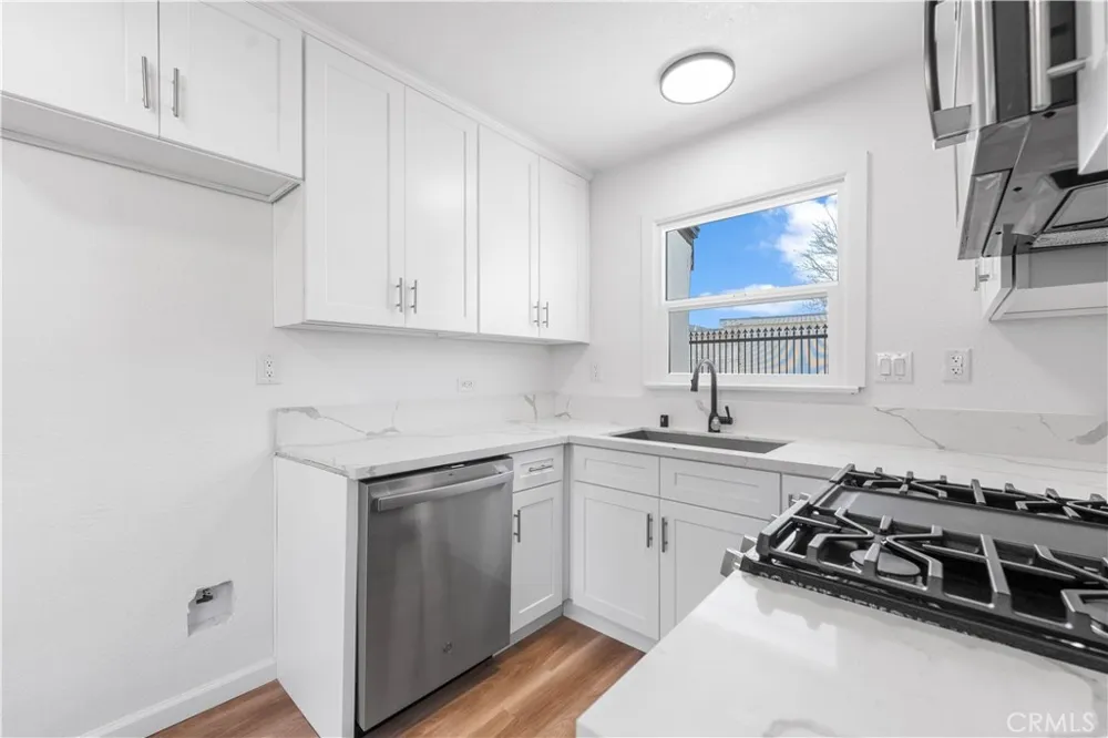 44945 Trevor Avenue Lancaster, CA 93534