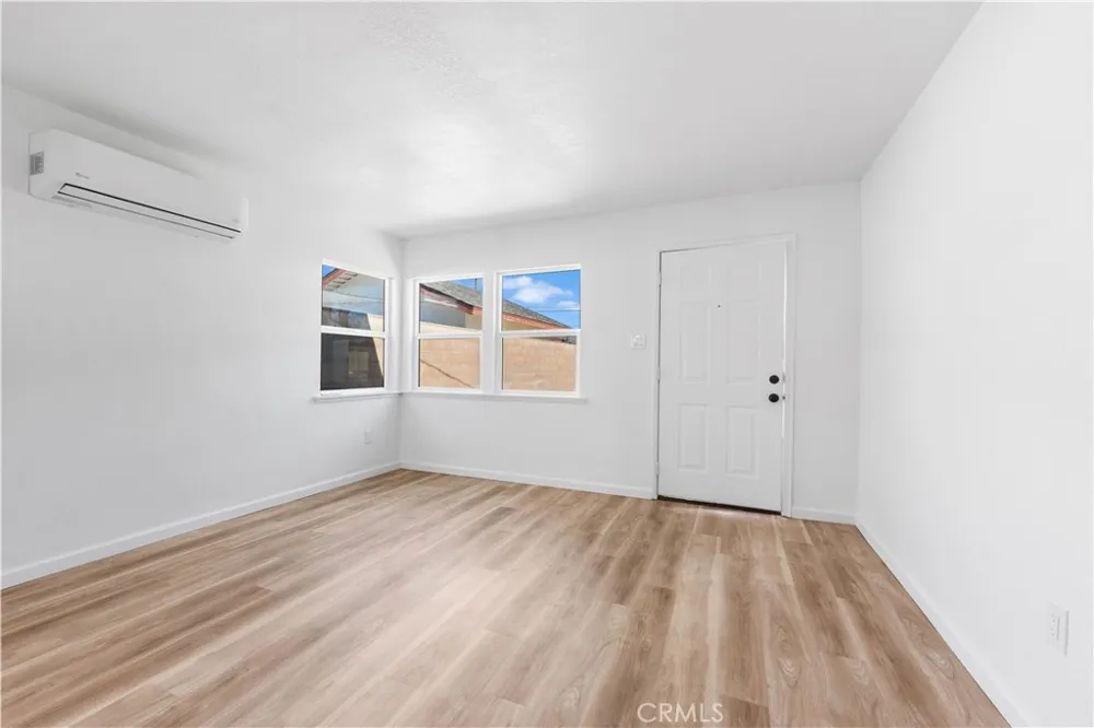 44945 Trevor Avenue Lancaster, CA 93534