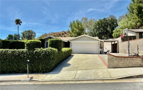 23228 Redbud Ridge