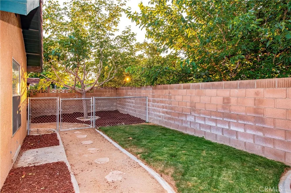 2111 W Avenue J12 Lancaster, CA 93536