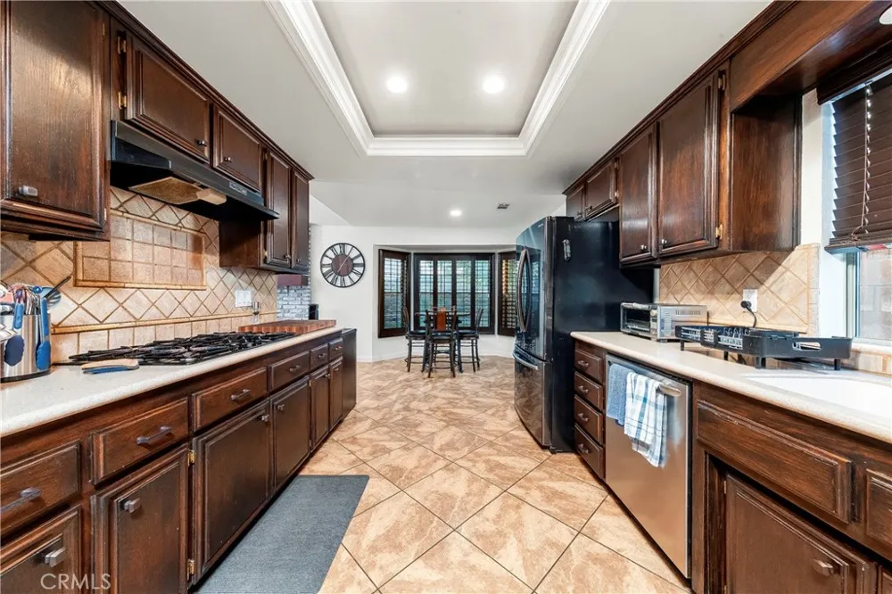 2111 W Avenue J12 Lancaster, CA 93536