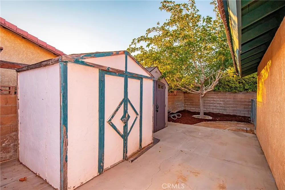 2111 W Avenue J12 Lancaster, CA 93536