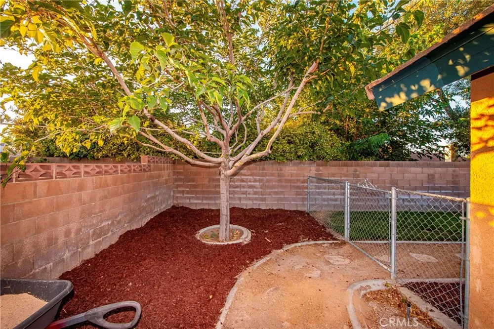 2111 W Avenue J12 Lancaster, CA 93536