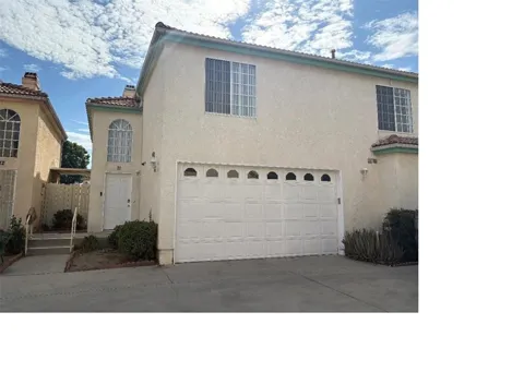 9245 Woodman #11