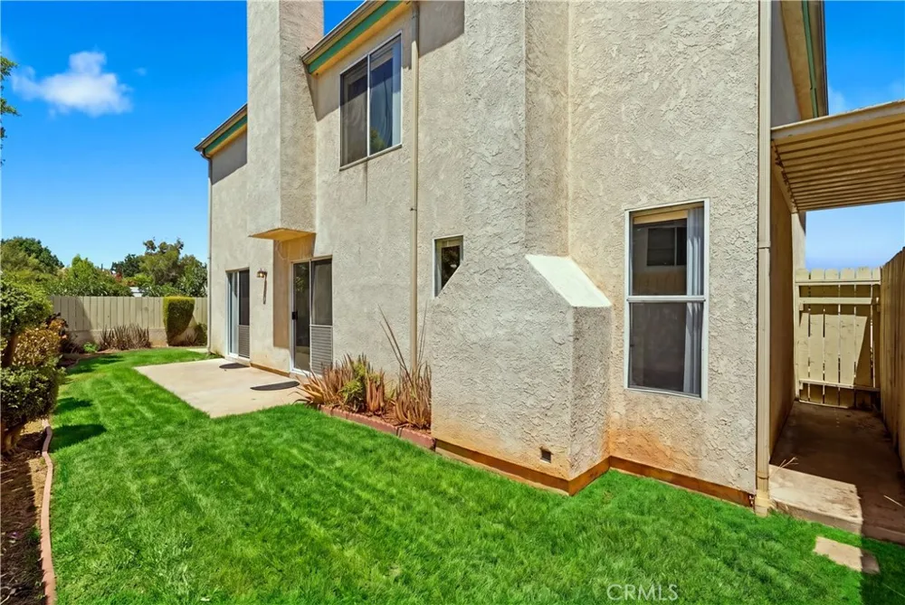 9245 Woodman #11 Arleta, CA 91331