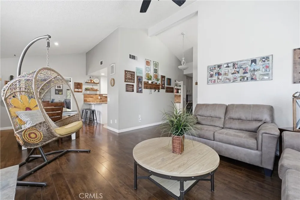 44237 Fine Street Lancaster, CA 93536