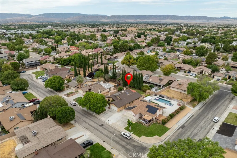 44237 Fine Street Lancaster, CA 93536